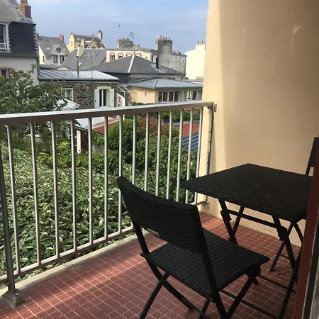 Le Saint Paul, Apartment